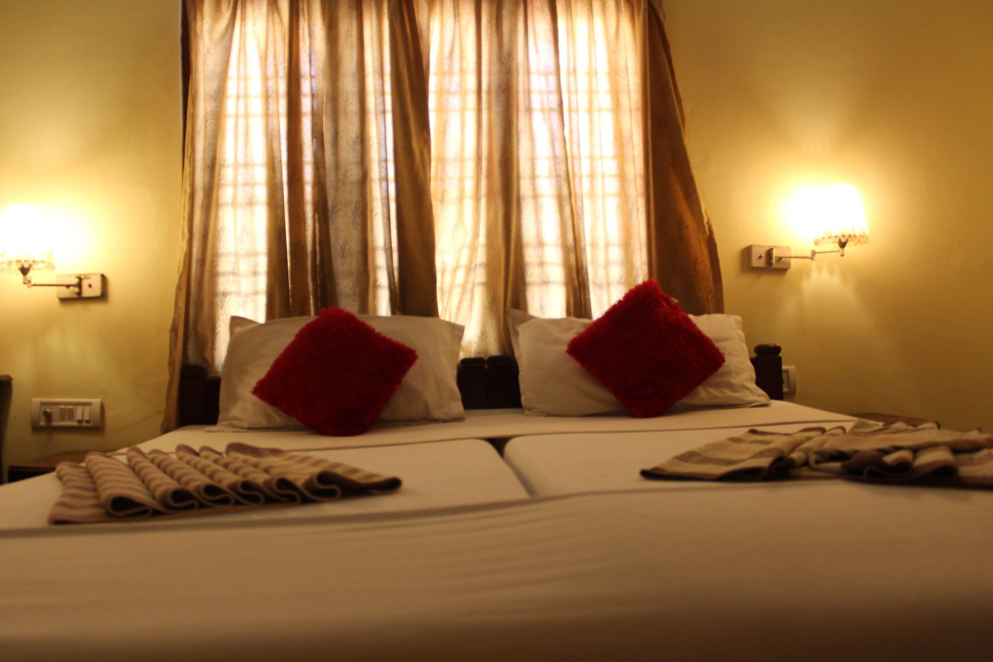 Hotel Sea View Palace - The Beach Hotel, Kovalam Exterior photo